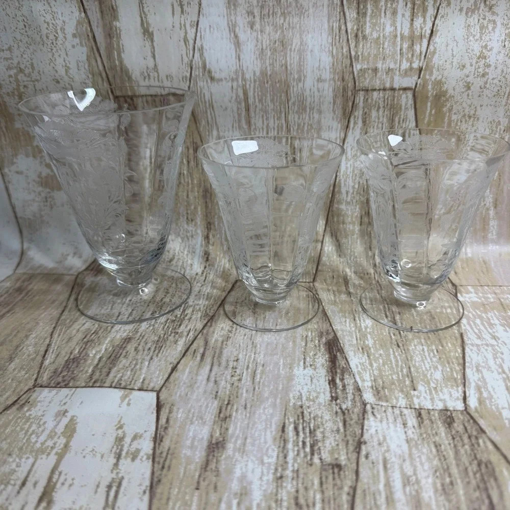 Vintage Etched Glass Footed Tumblers Poppy Floral Pattern‎ Clear Glass